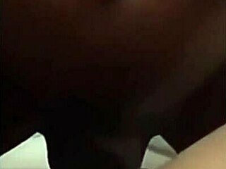 lover hammers teen pussy while bf's away