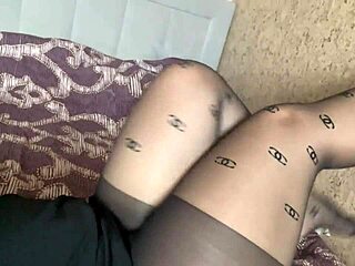 Stepmom horny milf masturbates wet pussy in sexy pantyhose!