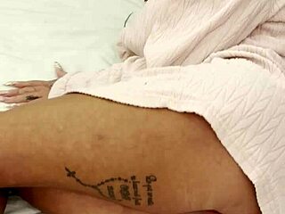 friends skinny milf mom rides my monster cock doggystyle