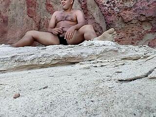 yuri gaúcho casal paradise bareback creampies blonde wife on beach