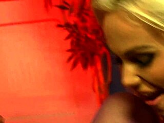 blonde milf eats shaved pussy so good that ass tho 🔥🍑👅