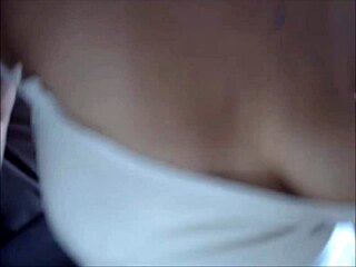 Shemale Flaunts Her Gorgeous Natural Big Tits on Webcam