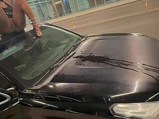squirting everywhere over memphis then outdoor public fucking