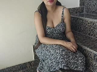 😩 indian sara 18yo teen gets pussy fucked hard by stepdad... lick her wet pussy daddy! 💦🔥