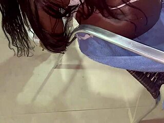 Behind Scenes: Pretinha Ninfeta Begs for First-Time Anal Creampie from Teasing Lust!