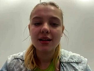 Creampie That Squirting Pussy Fingered In Public