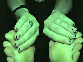 post-workout foot tease with sexy toes fingering play