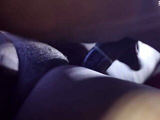 Monster cock stretches swollen pussy to squirt hard?