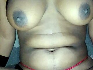 Natural Tits Pussy Cums Super Fast