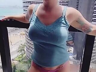 wanna see me suck this huge black cock on the beach?