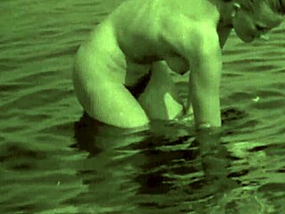 secret vintage naturists bare hairy pussies on beach 📸