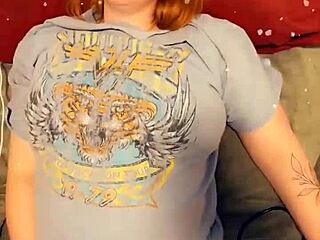 i'm pregnant and shaking with christmas ORGASM... eyes rolling back day 4!!