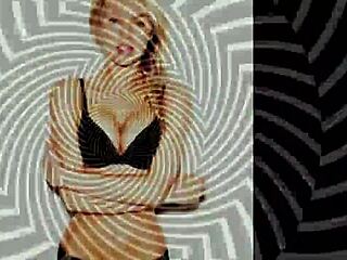 Erotic mistress Lisa dominates tricked bimbo slave fully