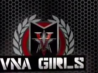 Watch Tasha Reign shove glass dildo deep in cunt