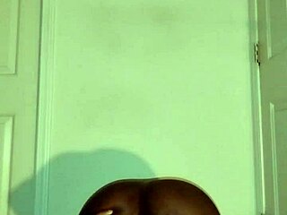 spreading and stretching buttocks freely while meditating to jolly tunes in yellow gear