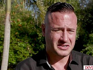 Milf homeowner fucked desperately for house sale