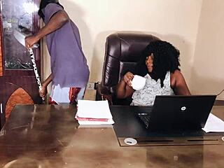 Innocent cleaner spreads for boss office sex