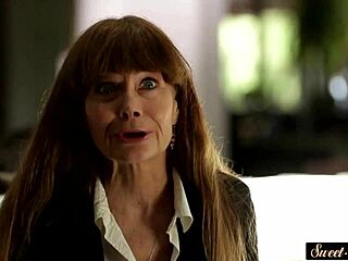 Dicksucking teen beauty craves stepdad cock missionary