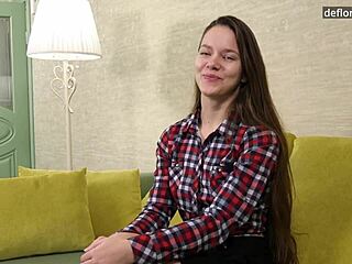 juliette bellamy, wanna lose your virgin pussy on camera?