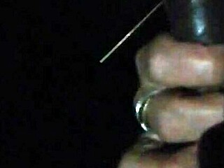 Sucette Gulps Huge Black Cock Raw