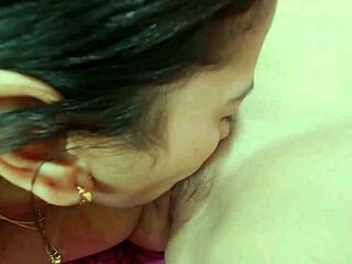 hot latina lesbians licking orgasming in lingerie homemade 😘👭💦