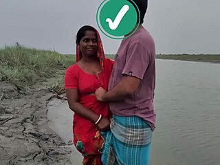 me and boyfriend bangladeshi bowdi doggystyle in open field...