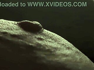 pinch pinch... ooh my plump left nipple up close 😍🔍