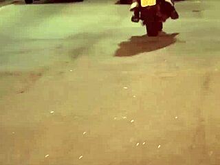 hotwife belinha flashes motoboy on street then takes milk in ass