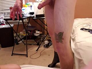 hey teen, suck that cock for shopping cash? 💦🛍️