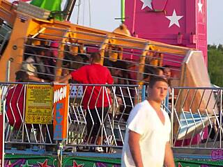 whoa these rock fest sluts flashed everything backstage daytime... so real and sexy!! 😲🔥