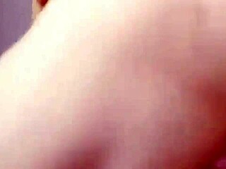 Barefoot cheating housewife fucked quick on sofa homemade tape