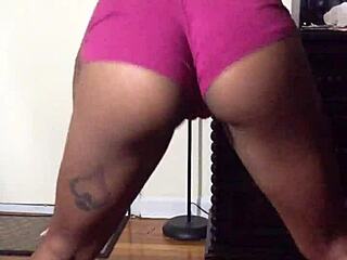 NellyCantsay Twerks Fat Wet Pussy In Shorts Barefoot