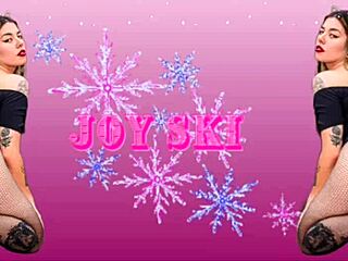 hot girl sucking big cock public?