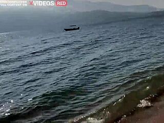 trip incrivel public fun in ilha bela, brunette brazilian bodybuilder bends over big cock, cowgirl ride, cumshot facial... ughh so hot!!