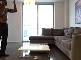 Who's This Bad Ass Bitch Devouring Huge Dick?