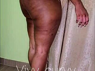 check out this big ebony booty babe twerking her oiled curves in hot homemade clips 😍🍑🔥