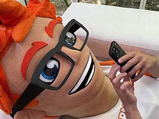 Petite tattooed Lysagna DelRay rides monster cock cowgirl in fast food casting