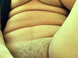 Beautiful latina cramming cucumber deep in shaved pussy?