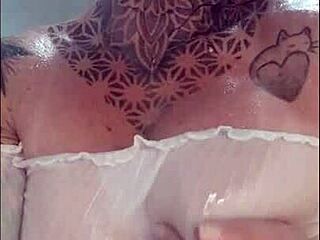 ruiva's big ass clit teases in sensual shower bath