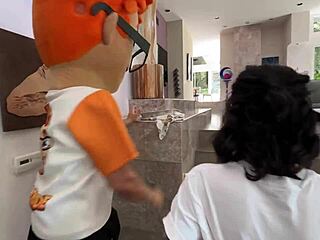 Petite tattooed Lysagna DelRay rides monster cock cowgirl in fast food casting