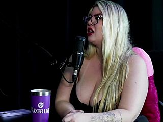 Bound crying suruba slut Alice Monteiro loves foot worship