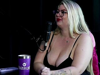 Bound crying suruba slut Alice Monteiro loves foot worship