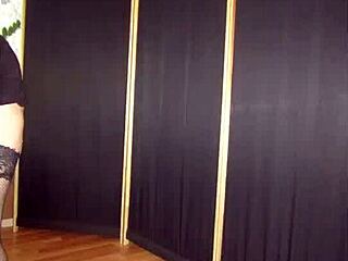 two years back aimeeparadise posed nude riding dildo as future milf star