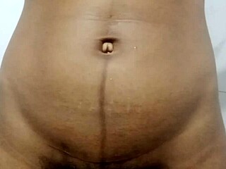 wanna see this desi indian teen's amazing indoor pussy n boobs up close?