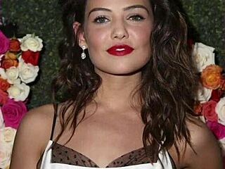 danielle campbell jerks off wildly