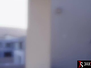 Whoa, curvy Danii Banks devours massive BBC in wild interracial pounding!