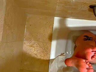 I caught my stepsister masturbating hard in the bath, she's squirting wet!