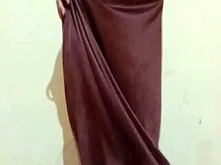 i can't resist shilpa bhabhi's horny curves and big tits solo play