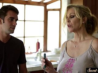 Milf stepmom pounded hard then cum sprayed