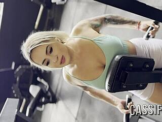 two hot blondes give sloppy double blowjob poolside you'll cum hard 🍆👯‍♀️💦